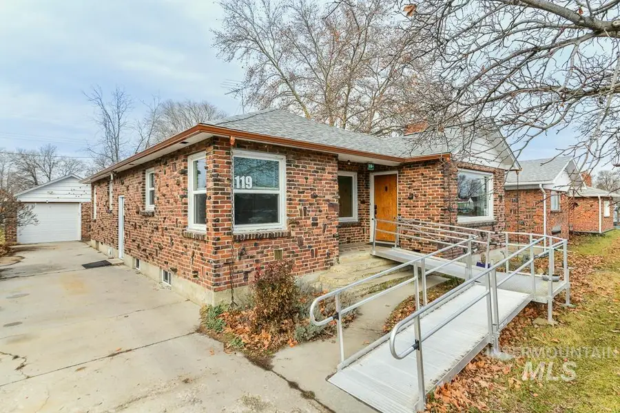 119 S. Holly Street, Nampa, ID 83686 - Image #3