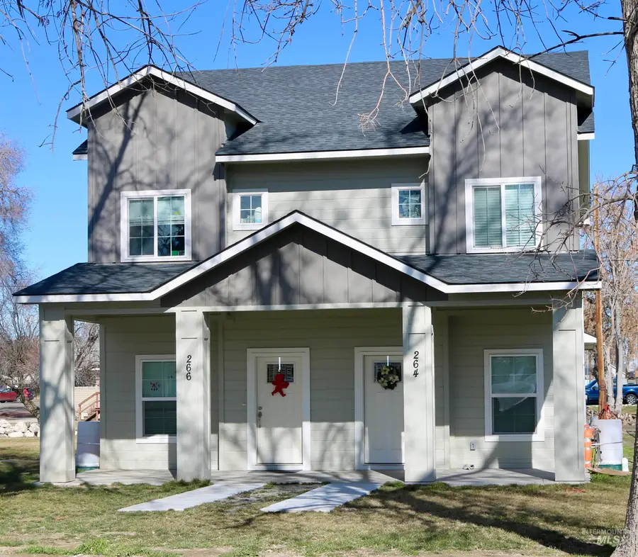 264/266 Ave A, Wendell, ID 83355 - #2