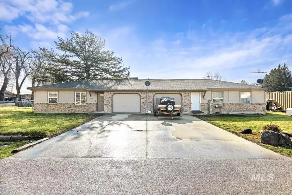 103 & 105 W Oak St, Caldwell, ID 83605