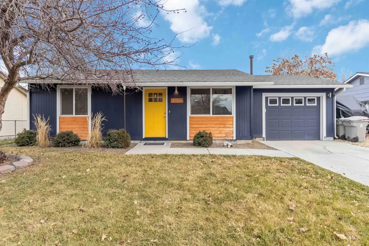 2554 N Hampton Ave, Boise, ID 83704 - Image #1