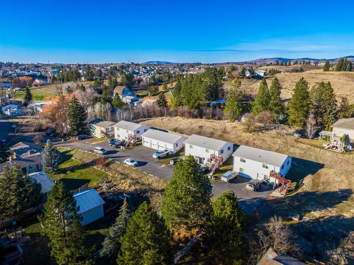 904 Vandal Dr. A-h, Moscow, ID 83843 - Image #1