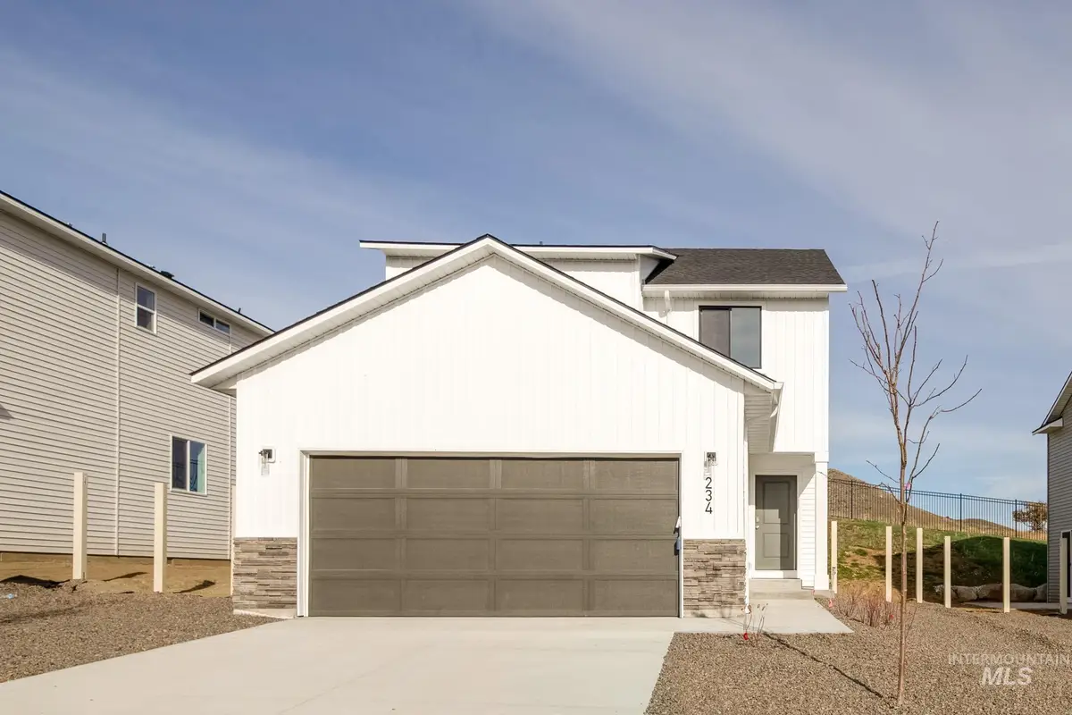 401 Reindeer Ave, Horseshoe Bend, ID 83629 - Image #1