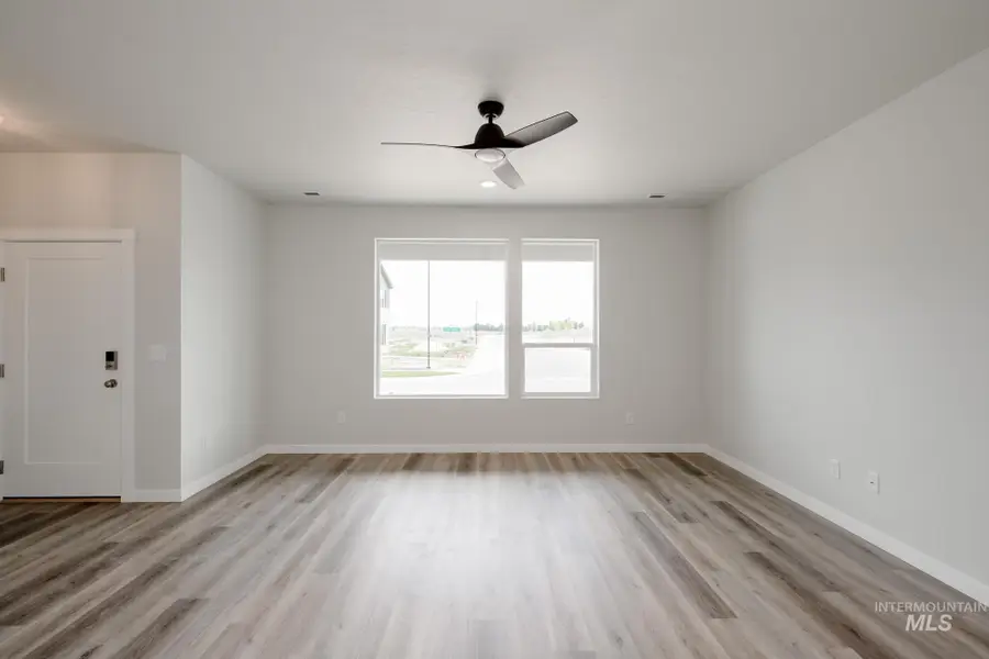 6715 S Harvest Cove Ave, Boise, ID 83709 - Image #2