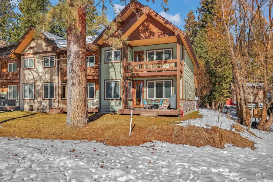 722 Lick Creek Rd #8, McCall, ID 83638 - Image #2