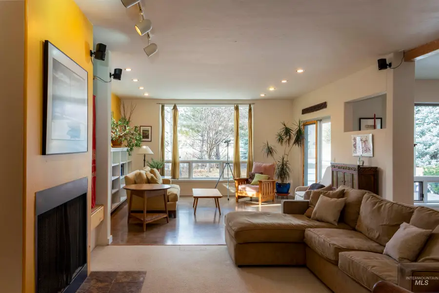 101 Dogwood Rd, Hailey, ID 83333 - #2