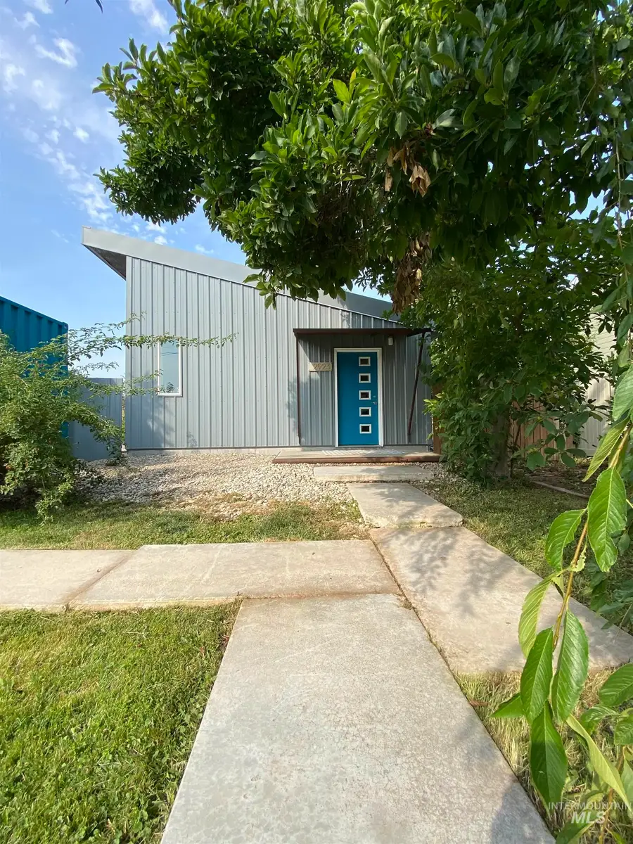 2923 N Ash Park Lane, Boise, ID 83704 - Image #2