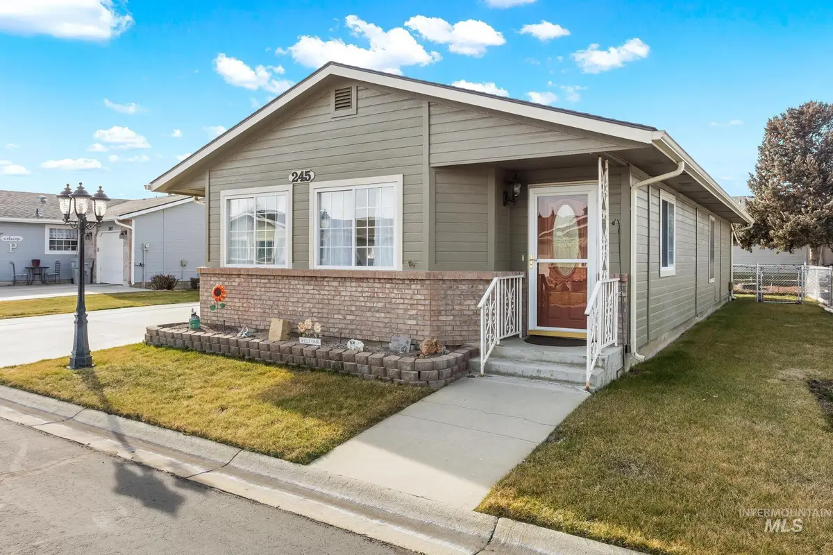1100 Burnett Dr #245 A St, Nampa, ID 83651 - Image #1