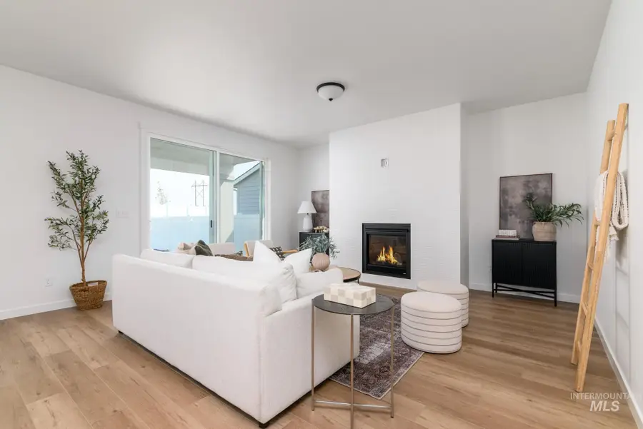 9004 W Moon River Dr, Star, ID 83669 - Image #2