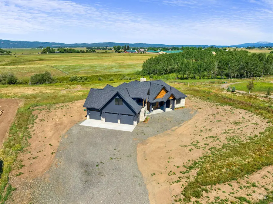 13901 Sky View Ct #2, McCall, ID 83638 - Image #3