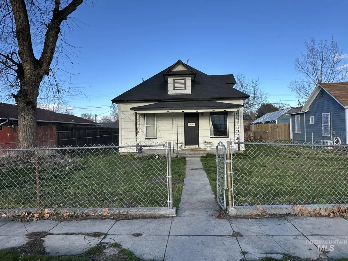 507 Grant, Caldwell, ID 83605 - #1