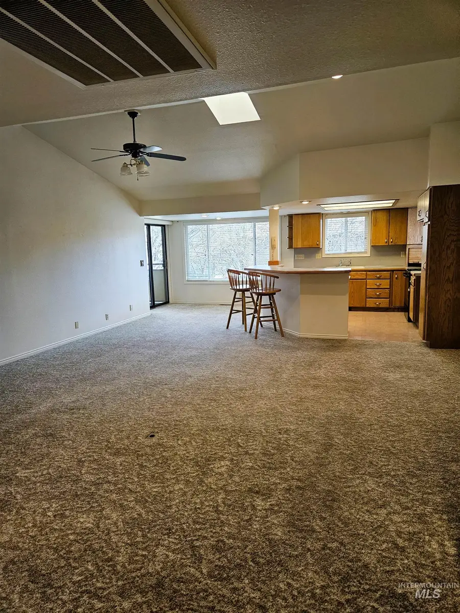 353 Elm St N #6, Twin Falls, ID 83301 - Image #3
