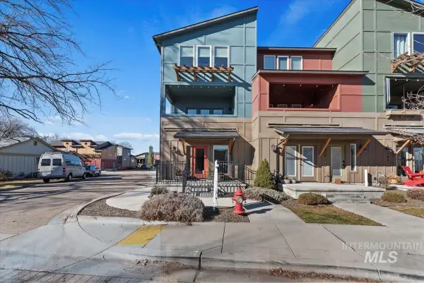 272 E 36th St., Garden City, ID 83714