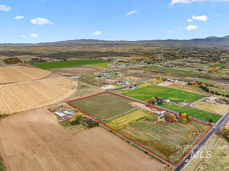 5600 W Beacon Light Rd, Eagle, ID 83616 - #2