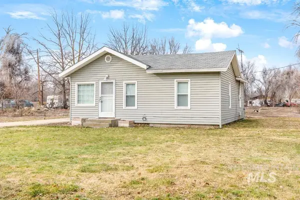 414 S 11th St, Payette, ID 83661