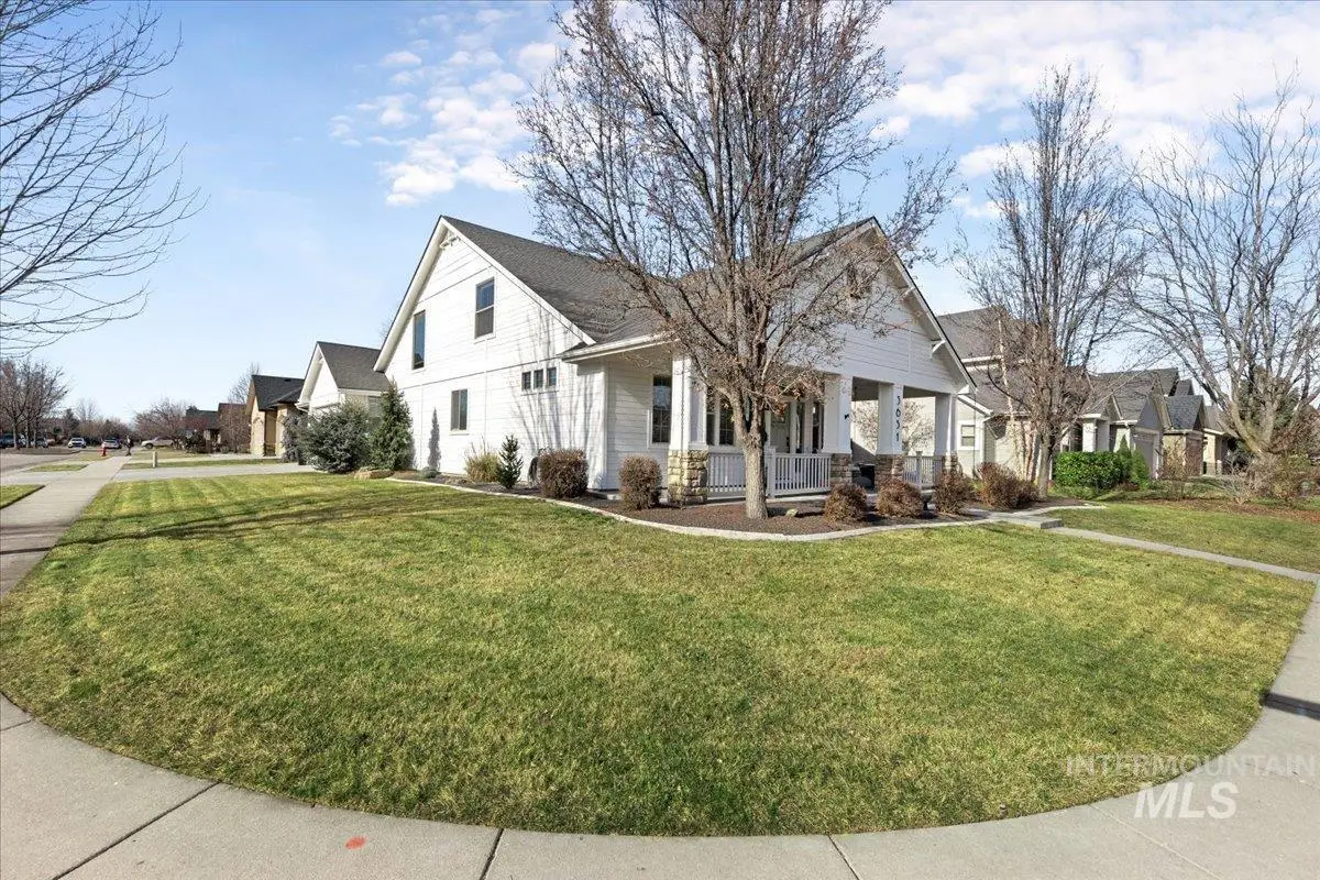 3651 N Legacy Woods Ave, Meridian, ID 83646 - #1