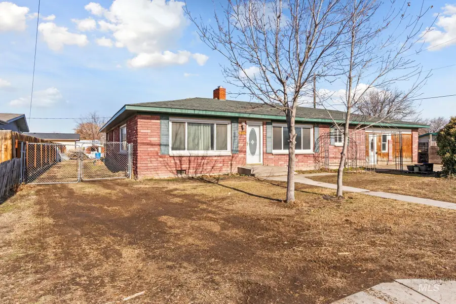 544 W Falls Ave, Twin Falls, ID 83301 - #3