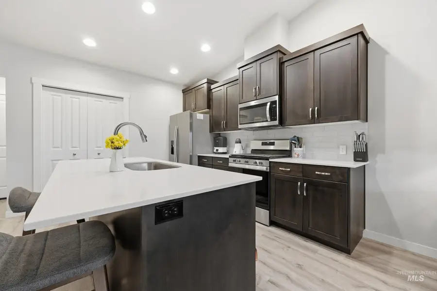 1655 E Netley St, Meridian, ID 83646 - #2