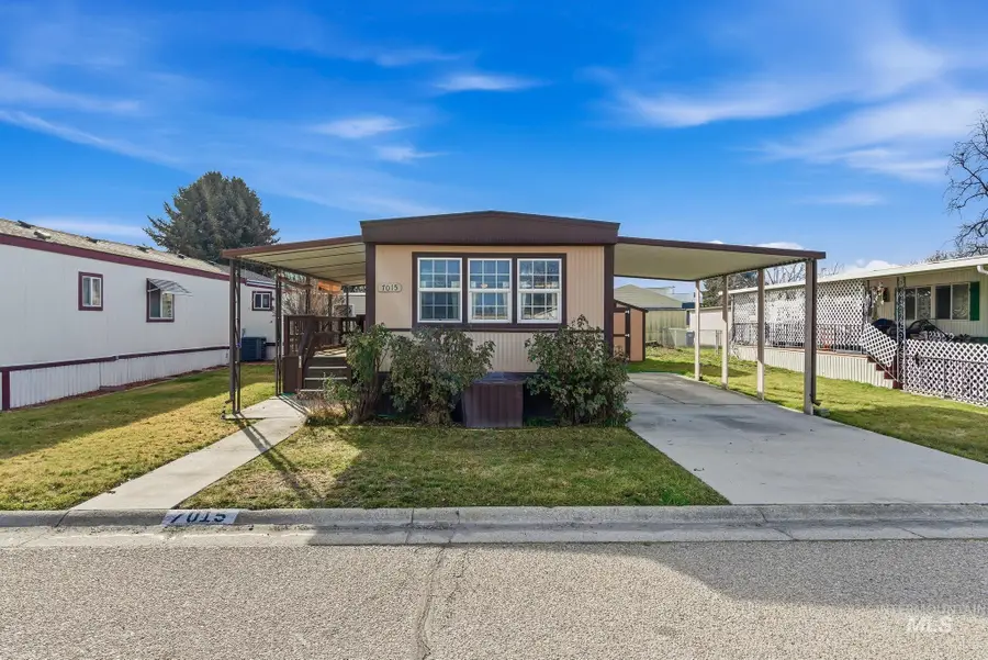 7015 W Royal Glen Lane, Boise, ID 83714 - #2