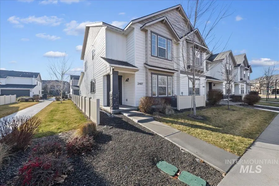 2487 E Goldstone St, Meridian, ID 83642 - #2