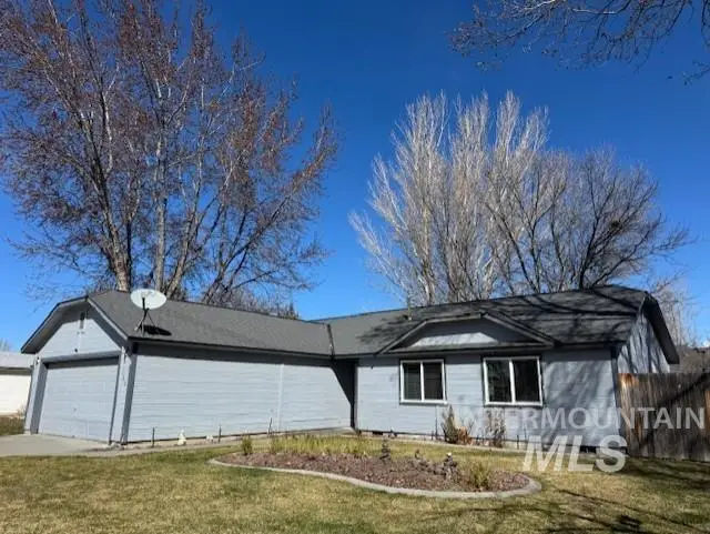 760 Willow Dr, Mountain Home, ID 83647 - #2