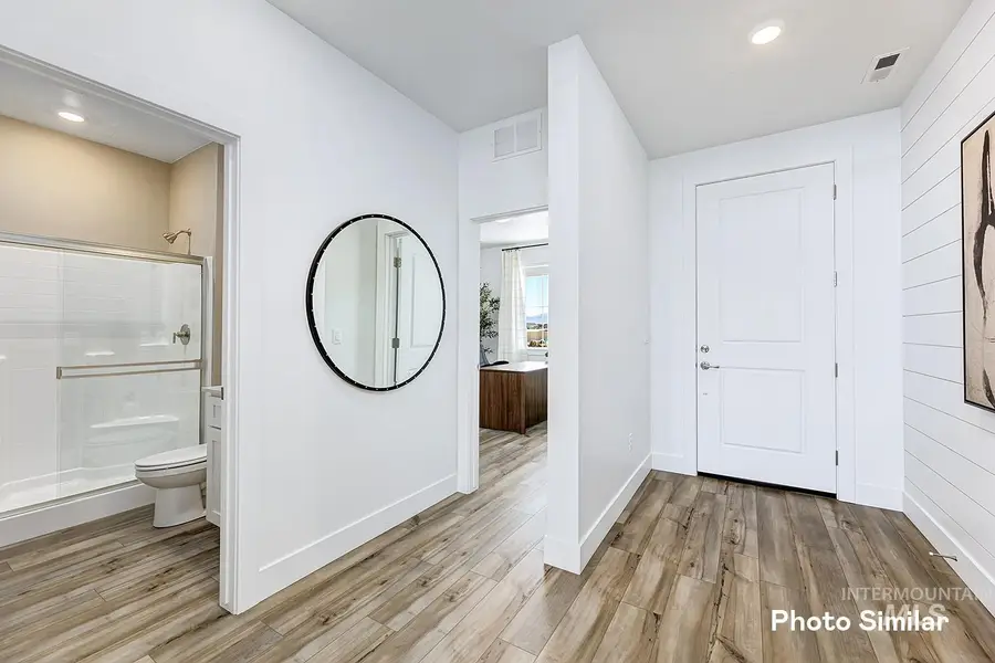 5128 N Corbell Ave, Meridian, ID 83646 - #3