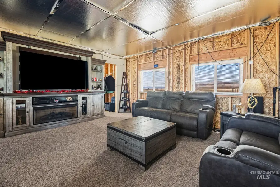 170 W Horseshoe Lp, Fairfield, ID 83327 - #2