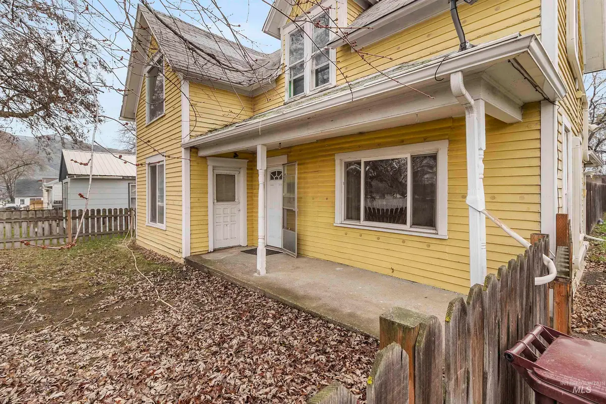 721 9th St., Clarkston, WA 99403 - #1