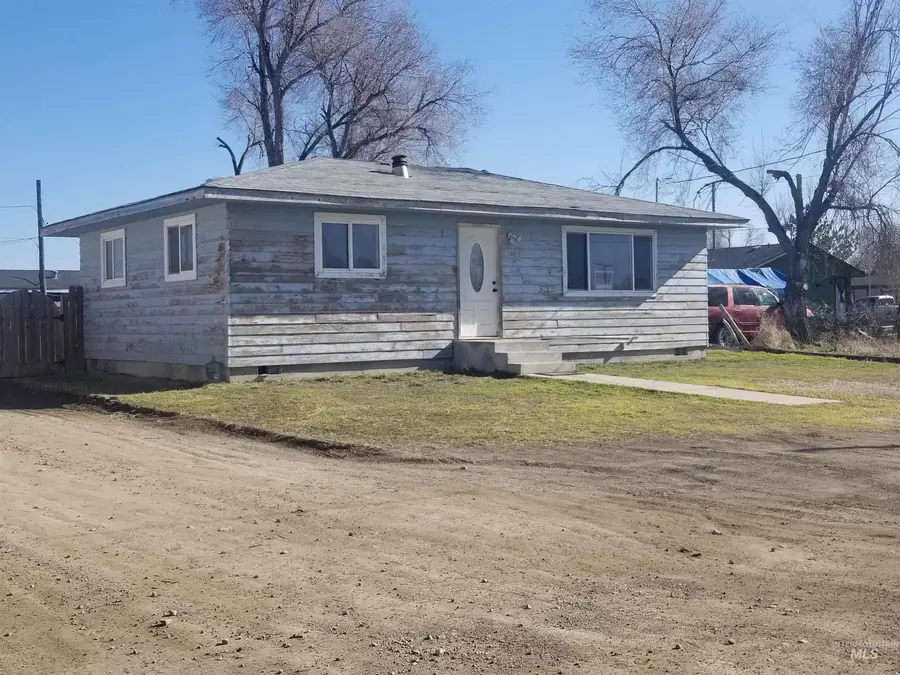 223 Bell St, Twin Falls, ID 83301 - #2