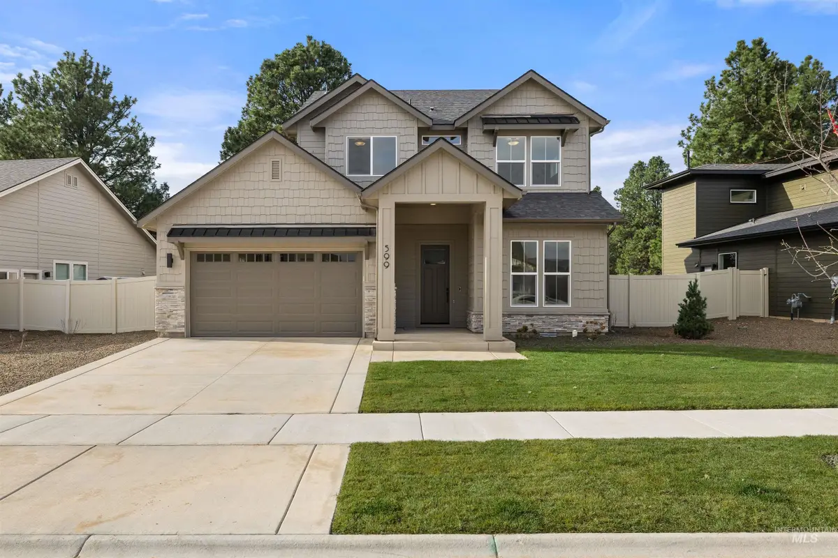 611 N Hiltonhead Way, Eagle, ID 83616 - Image #1