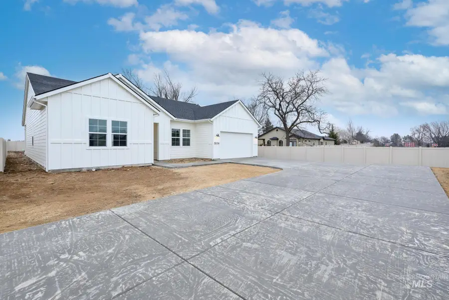 5174 W River Oaks Dr, Meridian, ID 83646 - #2