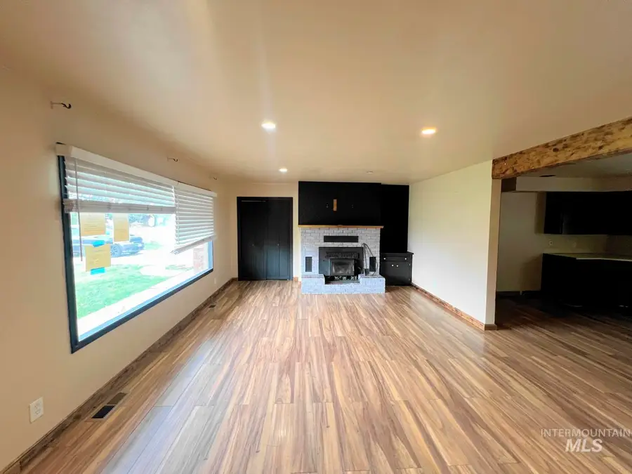 603 Maple Street, Nezperce, ID 83543 - #3