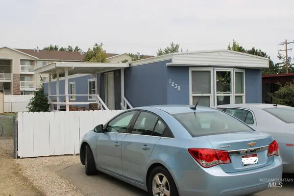 1238 N Sable Ln, Boise, ID 83704
