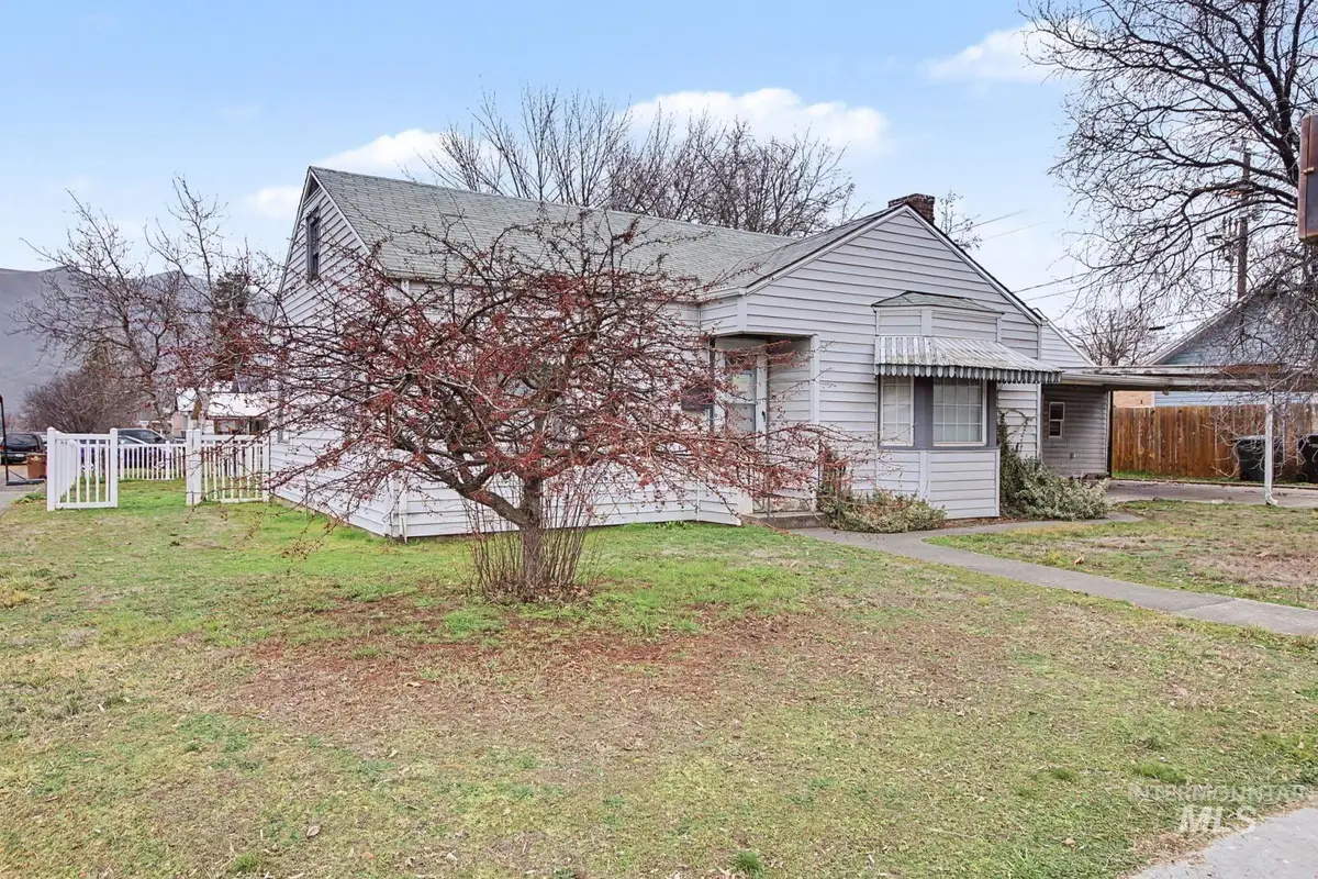 918 Elm Street, Clarkston, WA 99403 - #1