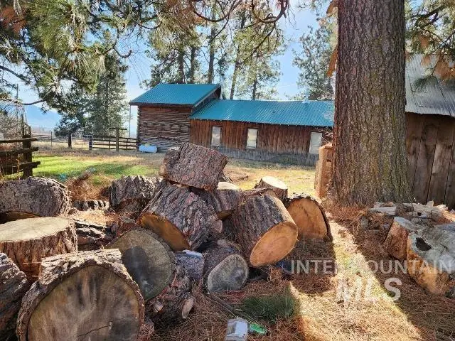 62637 Dry Creek Lane, Summerville, OR 97876 - Image #2