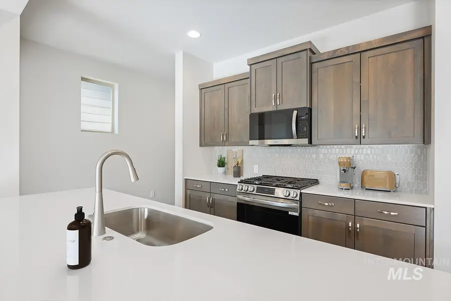 205 W Broyhill St., Meridian, ID 83642 - Image #3