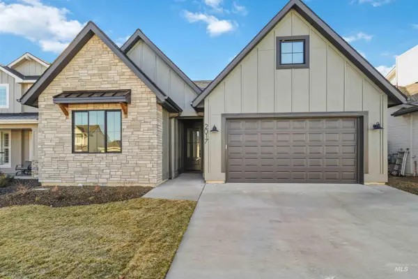 2017 E Brace St, Meridian, ID 83642