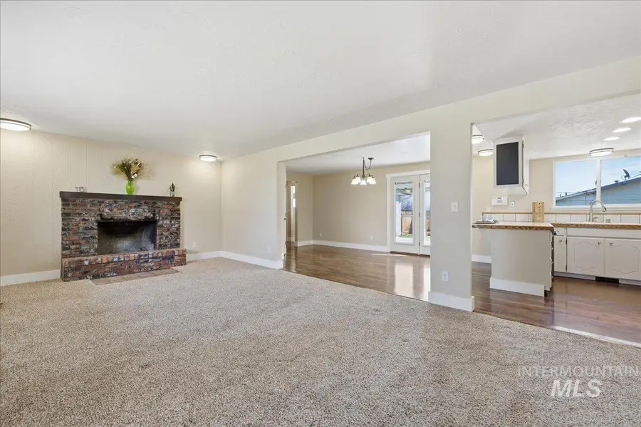 1204 Teton Ave, Caldwell, ID 83605 - #3