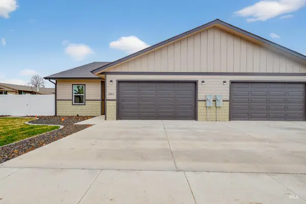 606 Warner Ave #B, Lewiston, ID 83501