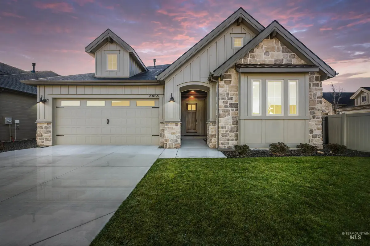2465 E Berghan Ln, Meridian, ID 83642 - #1