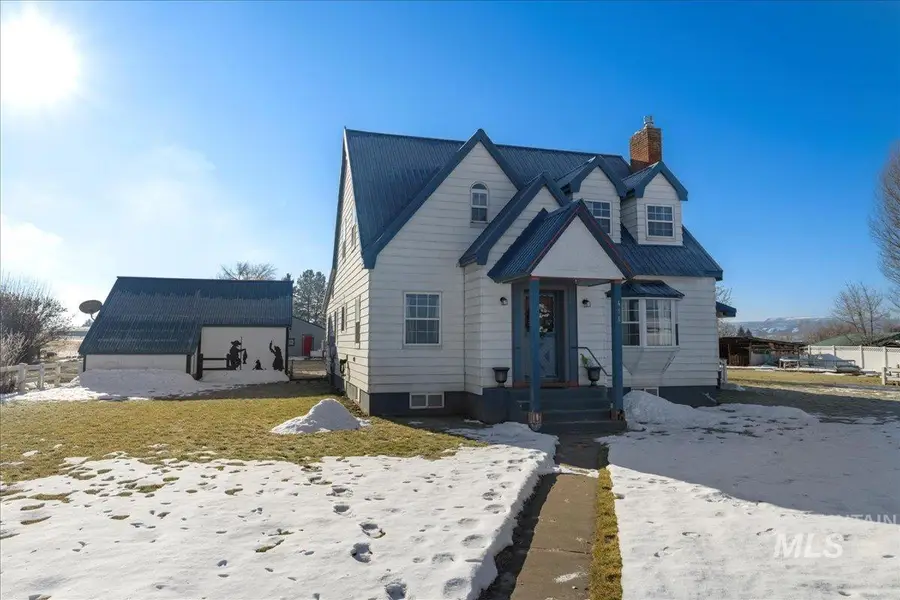 495 E Bridge St, Midvale, ID 83645 - #2