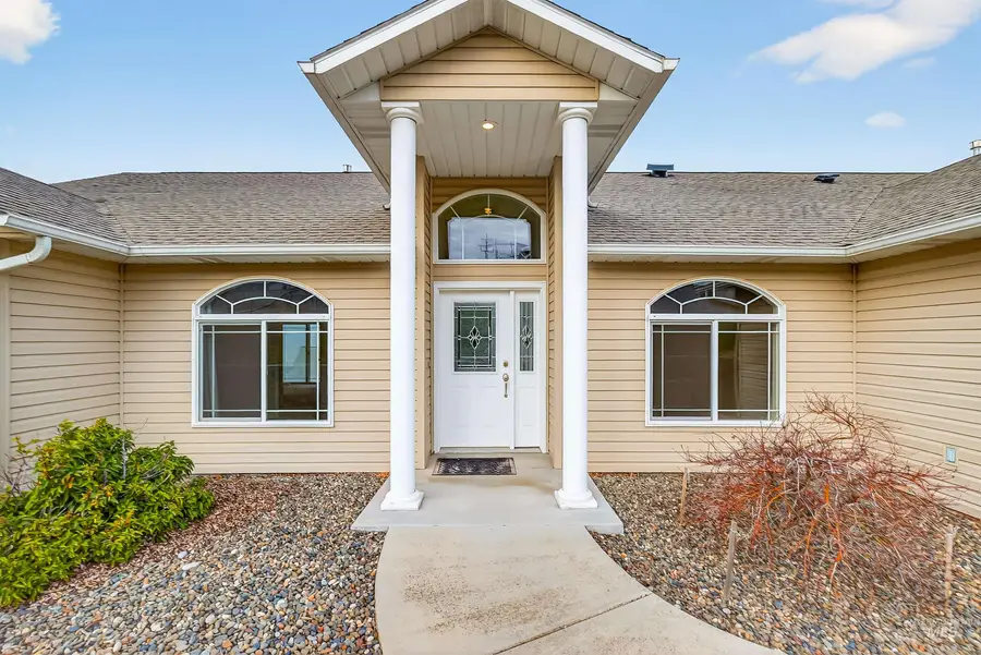 2924 27th Street, Clarkston, WA 99403 - #3