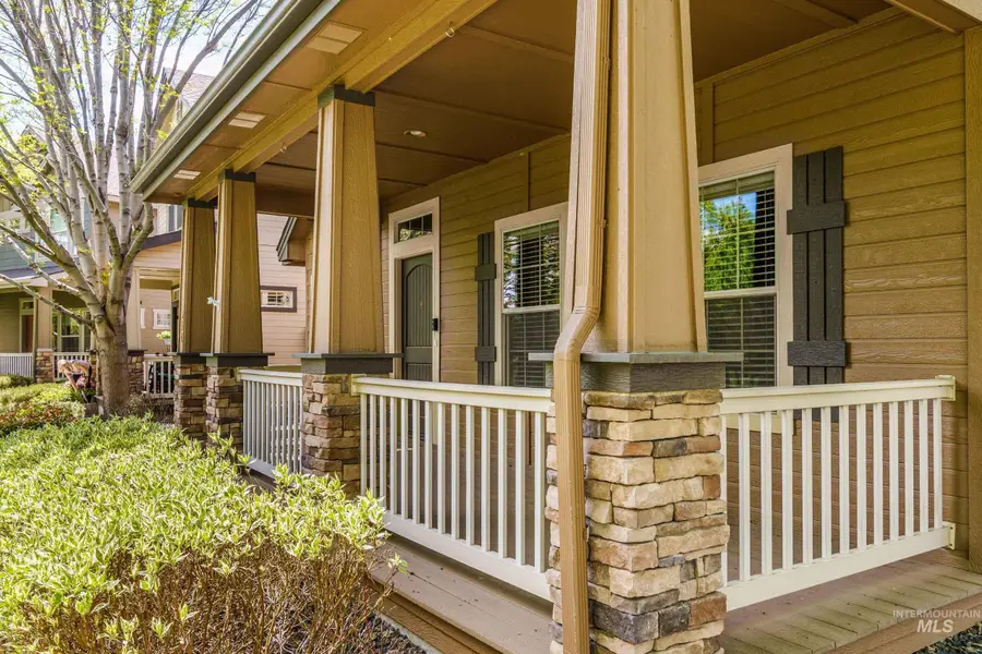 994 E Winding Creek, Eagle, ID 83616 - #2