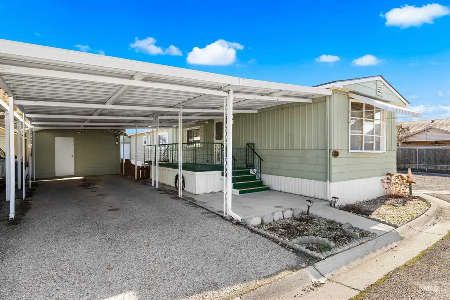 1715 W Flamingo Ave, Nampa, ID 83651 - #2