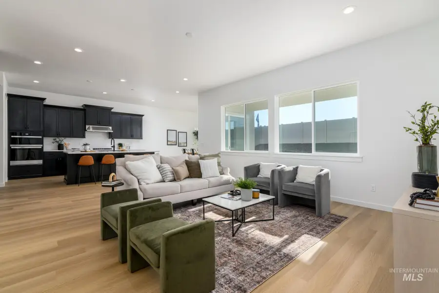 313 Crafts St, Caldwell, ID 83607 - #3