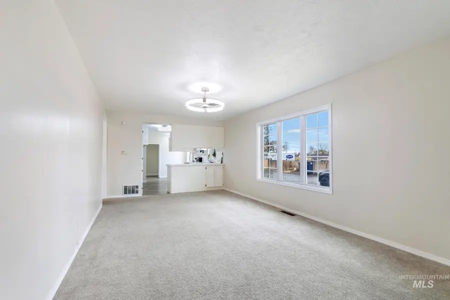 429 11th Ave N, Buhl, ID 83316 - #3