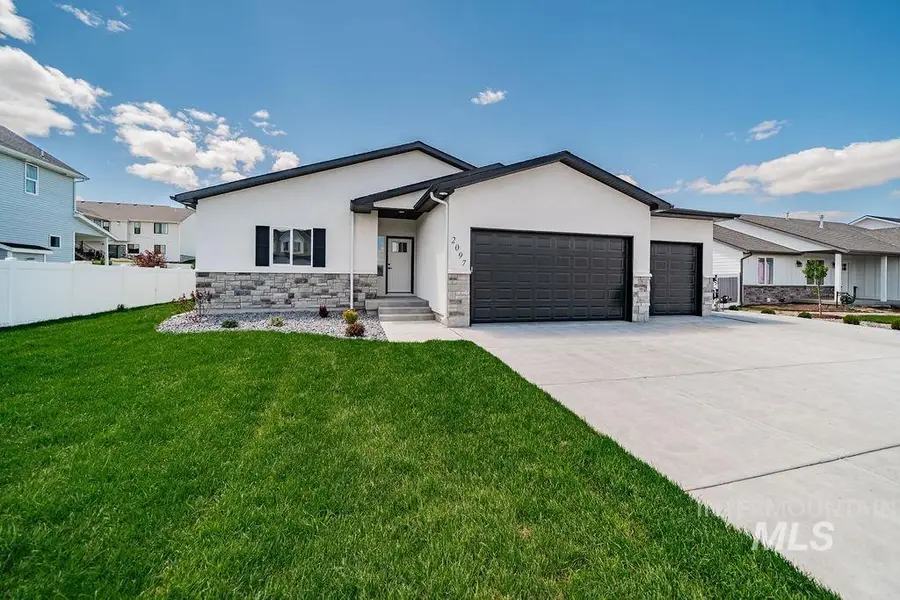 2097 Magellan Loop, Pocatello, ID 83204 - #2