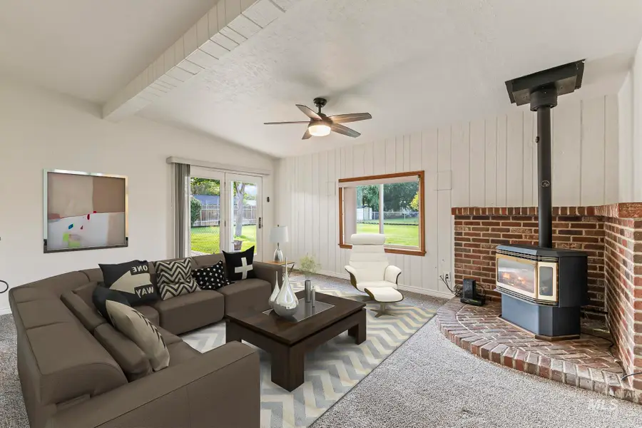 247 Elmore Ave, Nampa, ID 83651 - #3