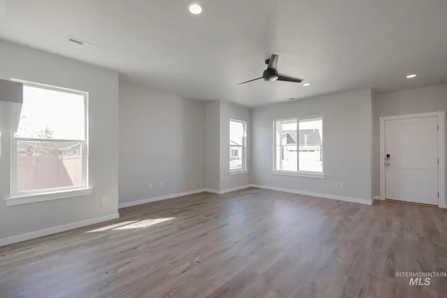 8281 E Bright Angel Dr, Nampa, ID 83687 - #2