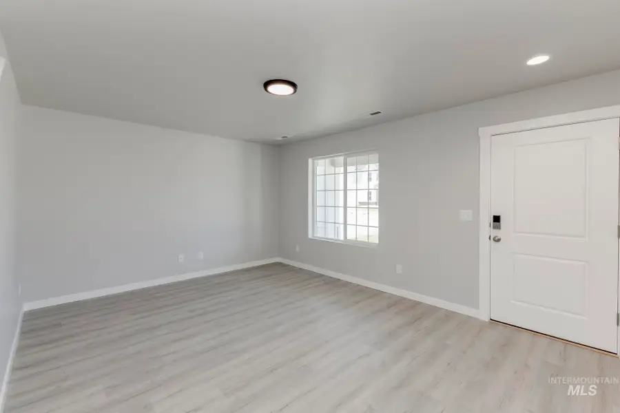 8166 E Cool River Lp, Nampa, ID 83687 - #2