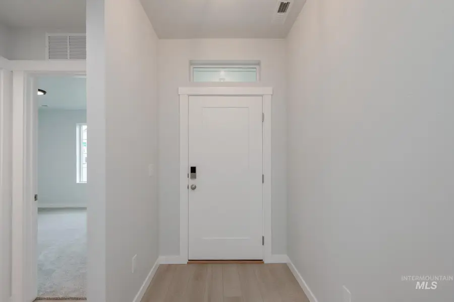 5384 S Desert Cactus Ave, Meridian, ID 83642 - #2